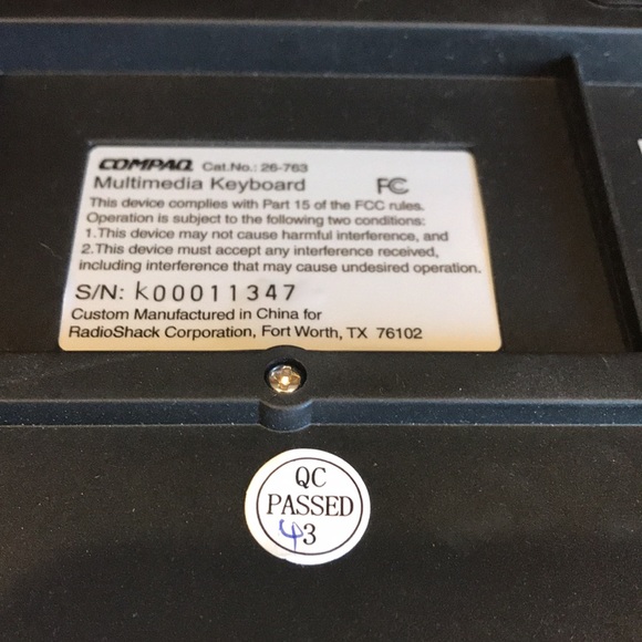 Vintage 2004-2005 Compaq/RadioShack Multimedia Keyboard - Picture 5 of 7